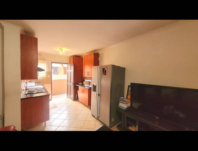 2 BEDROOM APARTMENT TO LET IN ALBERTSDAL